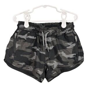 Athleta Girl Chit Chat Shorts Camo Grey Running Athletic‎ Gym Workout XS 6 Girls